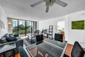 3401 N Country Club Dr APT 516, Aventura, FL 33180, Sold 02/14/24