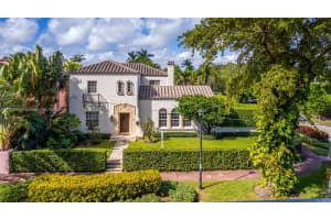 5460 Pine Tree Dr, Miami Beach, FL 33140, Sold 01/10/24