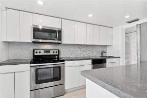 1455 West Ave APT 602, Miami Beach, FL 33139, Sold 07/16/24