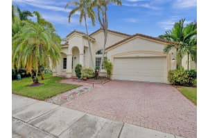 1633 E Harmony Lake Cir, Davie, FL 33324, Sold 12/20/23