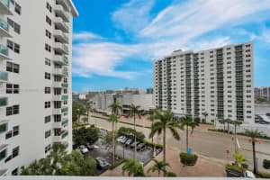 3001 S Ocean Dr APT 739, Hollywood, FL 33019, Sold 12/14/23