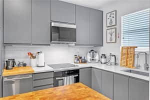 798 Crandon Blvd APT 42C, Key Biscayne, FL 33149, Sold 01/17/24