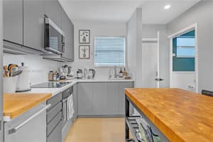 798 Crandon Blvd APT 42C, Key Biscayne, FL 33149, Sold 01/17/24