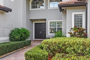 2749 Juniper Ln, Davie, FL 33330, Sold 01/02/24