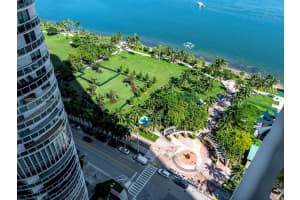 488 NE 18th St #2111, Miami, FL 33132, Sold 08/19/25