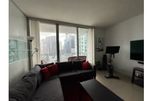 90 SW 3rd St APT 2512, Miami, FL 33130, Sold 04/30/24
