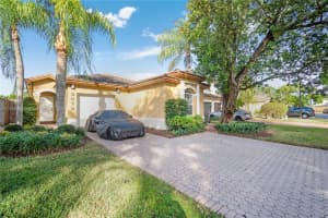 3070 NW 99th Ct, Doral, FL 33172, Sold 01/22/24