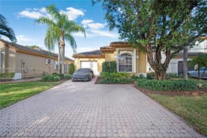 3070 NW 99th Ct, Doral, FL 33172, Sold 01/22/24