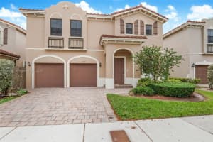 15218 SW 173rd Ln, Miami, FL 33187, Sold 03/29/24