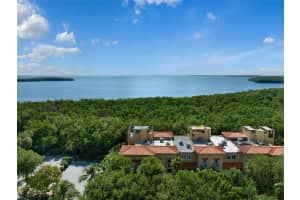 6145 Paradise Point Dr, Palmetto Bay, FL 33157, Sold 02/29/24