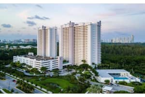 15051 Royal Oaks Ln APT 704, North Miami, FL 33181, Sold 02/20/24