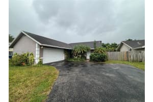 10380 SW 49th Pl, Cooper City, FL 33328, Sold 05/16/24