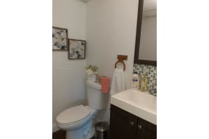 6960 Miami Gardens Dr 2 219, Hialeah, FL 33015, Sold 01/12/24