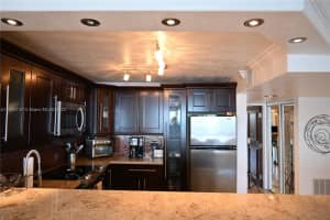 401 Ocean Dr APT 1126, Miami Beach, FL 33139, Sold 02/08/24