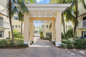 630 SE 15th St APT 7, Fort Lauderdale, FL 33316, Sold 12/22/23