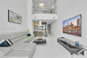 1100 Biscayne Blvd UNIT 2103, Miami, FL 33132, Sold 10/02/24