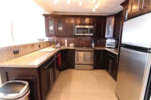 401 Ocean Dr, Miami Beach, FL 33139, Sold 02/08/24