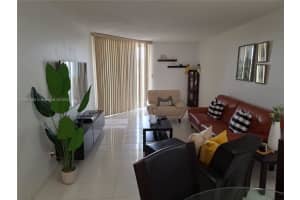 1750 W 46th St APT 514, Hialeah, FL 33012, Sold 12/29/23