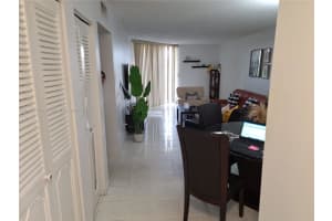 1750 W 46th St APT 514, Hialeah, FL 33012, Sold 12/29/23