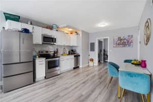 1275 Marseille Dr #35, Miami Beach, FL 33141, Sold 05/17/24