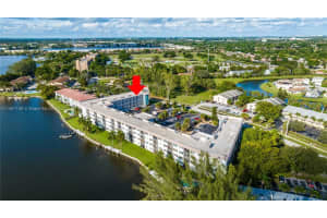 4311 Crystal Lake Dr APT 421, Pompano Beach, FL 33064, Sold 05/03/24
