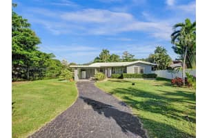 465 NW 32nd Ct, Oakland Park, FL 33309, Sold 04/08/25