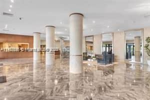 5401 Collins Ave 1230 Miami Beach, FL 33140 - MLS#A11487595