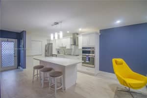 7787 Golf Cir Dr APT 301, Margate, FL 33063, Sold 01/05/24