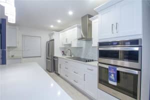 7787 Golf Cir Dr APT 301, Margate, FL 33063, Sold 01/05/24