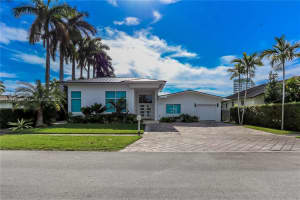 2090 NE 124th St, North Miami, FL 33181, Sold 05/08/24