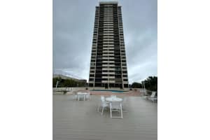 5600 N Flagler Dr APT 2510, West Palm Beach, FL 33407, Sold 01/18/24
