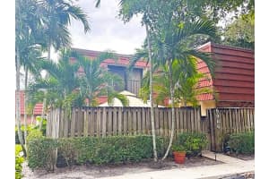 9906 NW 6th Pl #9906, Plantation, FL 33324, Sold 02/07/24