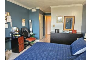 9440 Fontainebleau Blvd APT 507, Miami, FL 33172, Sold 01/25/24