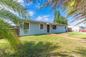 696 SW 17th Ave, Homestead, FL 33030, Sold 12/26/23
