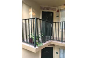 18312 NW 68th Ave, Hialeah, FL 33015, Sold 03/22/24