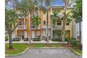 348 Olssen Ave, Fort Lauderdale, FL 33312, Sold 04/09/24