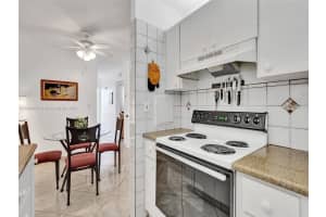 16790 NE 14th Ave APT 108, Miami, FL 33162, Sold 03/15/24
