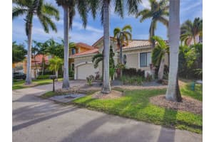 7704 SW 193rd St, Cutler Bay, FL 33157, Sold 05/02/24