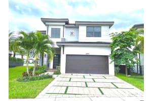 8844 NW 160th Terrace, Miami Lakes, FL 33016, Sold 04/04/24