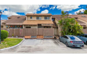 1946 SW 81st Terrace #1946, Davie, FL 33324, Sold 01/03/24