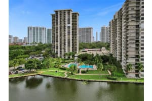 18181 NE 31st Ct APT 1106, Aventura, FL 33160, Sold 03/12/24