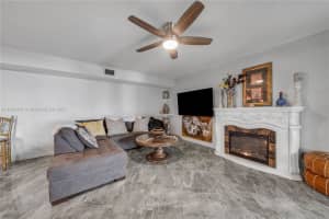 1209 S Lakes End Dr #1, Fort Pierce, FL 34982, Sold 02/22/24