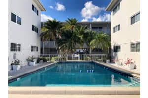 462 Golden Isles Dr APT 206, Hallandale Beach, FL 33009, Sold 04/12/24
