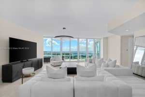 1000 South Pointe Dr PH 3802, Miami Beach, FL 33139, Sold 06/17/24