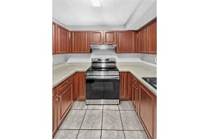 351 Palm Way APT 106, Pembroke Pines, FL 33025, Sold 02/28/24