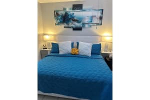 460 E 23rd St APT 207, Hialeah, FL 33013, Sold 01/11/24