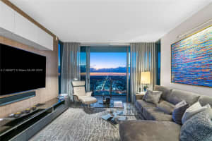 88 SW 7th St Apt 2904, Miami, FL 33130, Sold 05/06/24