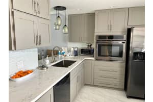 609 NE 14th Ave APT 507, Hallandale Beach, FL 33009, Sold 02/09/24