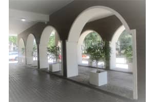 6039 Collins Ave APT 1503, Miami Beach, FL 33140, Sold 10/08/24