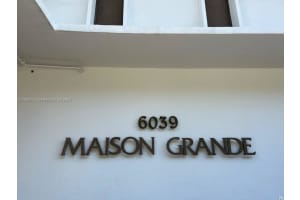 6039 Collins Ave APT 1503, Miami Beach, FL 33140, Sold 10/08/24